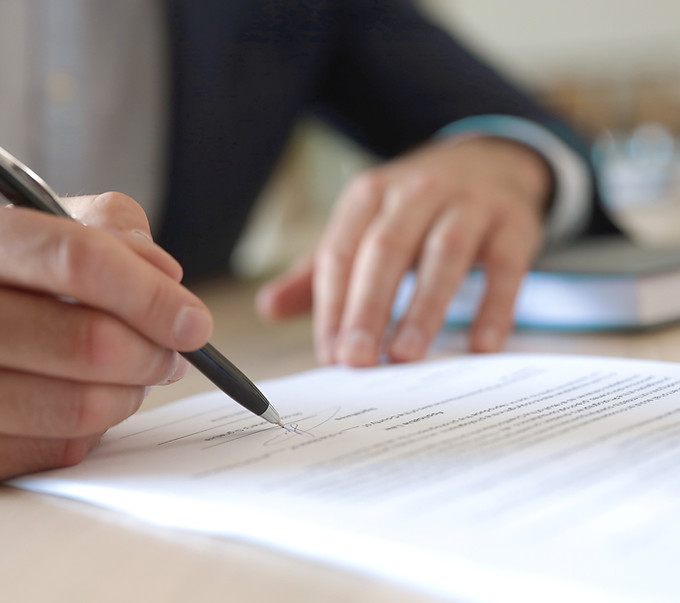 Signature de l'homme