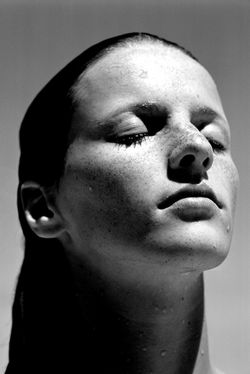 Portrait en noir et blanc