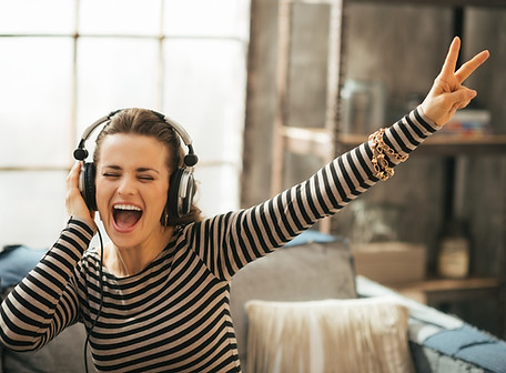 Cantar con auriculares