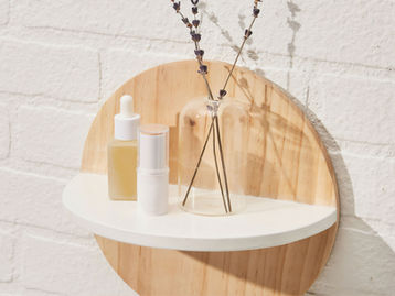 Adapter ta routine beauté après 45 ans quand la saison et les hormones se combinent