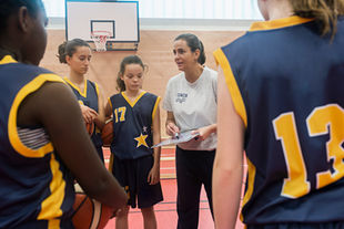 Práctica de baloncesto