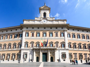 G. Meloni "nomina" già oggi... i ministri, chissà domani con la riforma del premierato