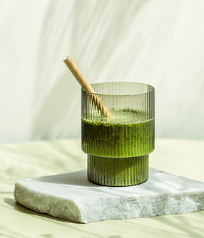 Copo de smoothie verde