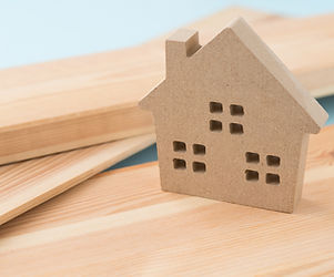 家と材木 青バック