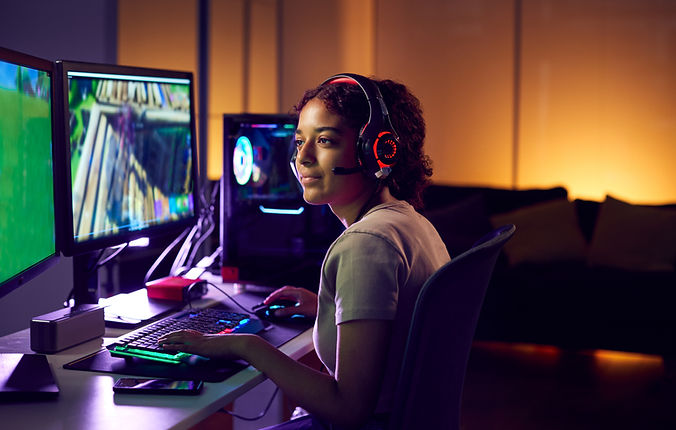 Joueur utilisant un PC