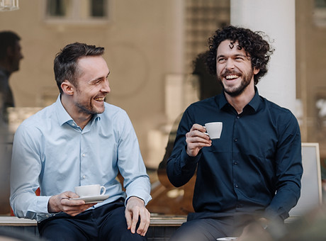 Kaffeepause mit Freunden