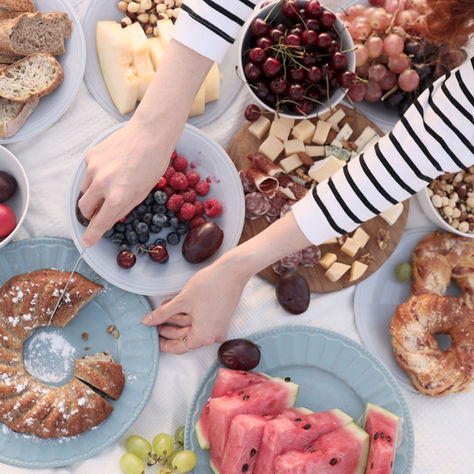 Summer Cake Decorating Ideas!