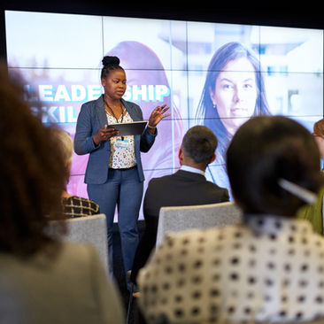 EXPLORING THE RELATIONSHIP BETWEEN TRANSFORMATIONAL LEADERSHIP AND THE EFFECTS ON EMPLOYEE JOB SATISFACTION DURING THE COVID-19 PANDEMIC ERA.- 2022