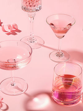 Verres à cocktail roses