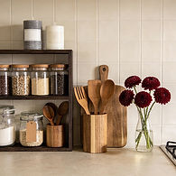 Kitchen Counter Arrangement