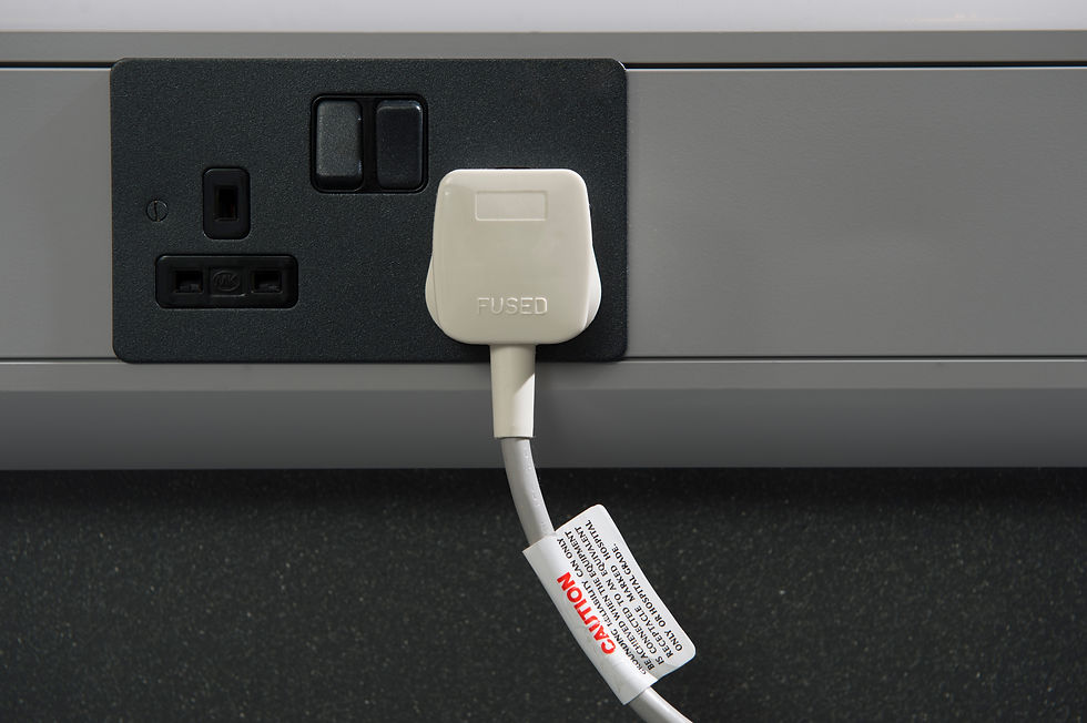 Power outlet/wall socket with one plug