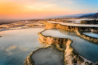 AdobeStock_113351419_ Pamukkale