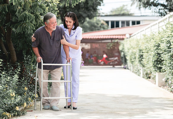 Infirmière avec patient
