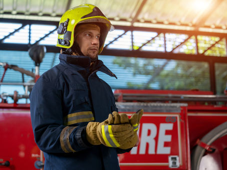 El Papel de las Cuadrillas de Bomberos Forestales en la ExtinciĆ³n de Incendios.