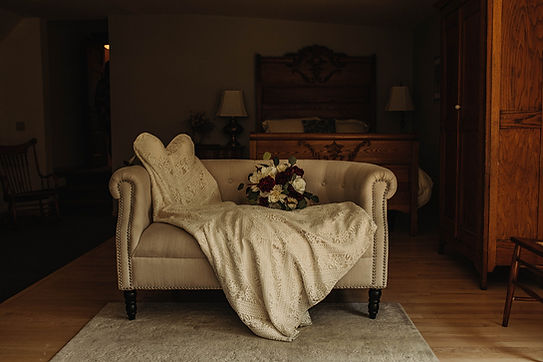 Vestido y ramo de novia