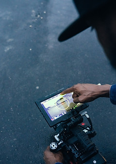 Kamera Kullanan Film Yapımcısı