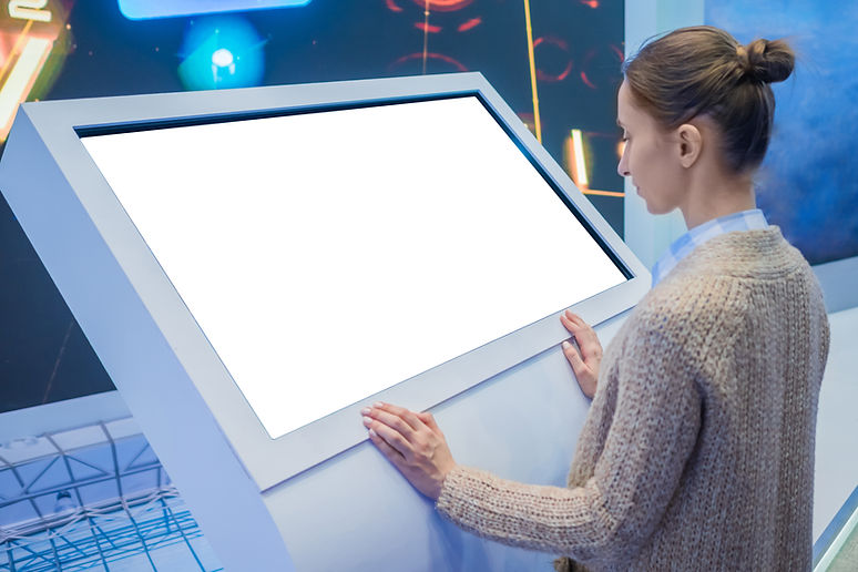 В музее
