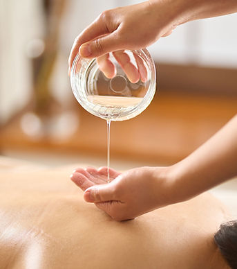 Toepassing van massageolie