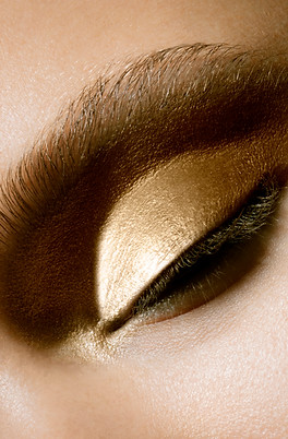 Gold Eye Shadow