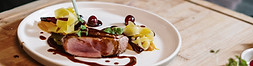 Decorating a Steak