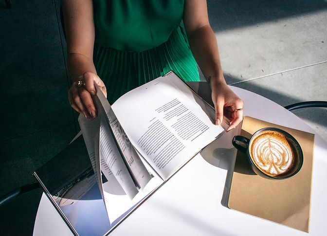 Leer con café