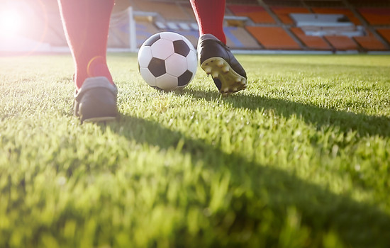 Fußball spielen