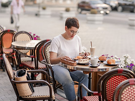 Charming Cafe