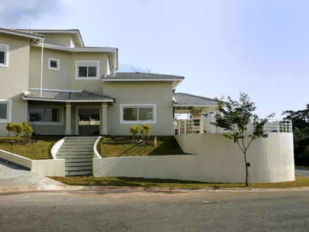 Por que você deve considerar condomínios como parte de sua pesquisa de casa