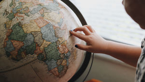 Economics and the Decline of US Hegemony