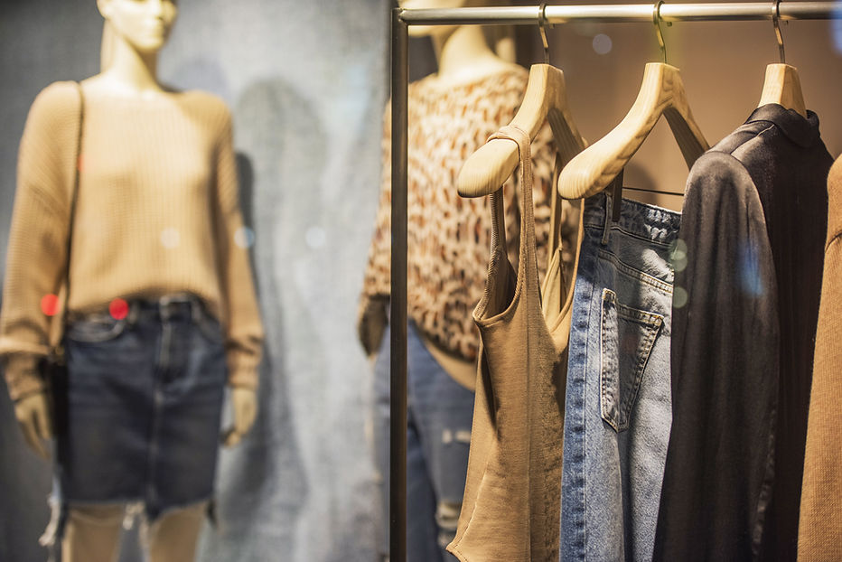Présentoir de magasin de mode