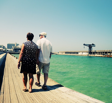 Casal Idoso no Porto