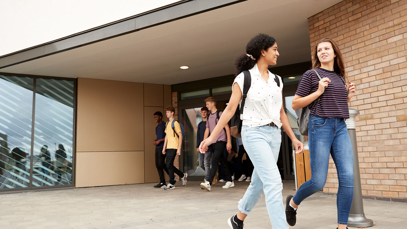 Studenti che lasciano la scuola