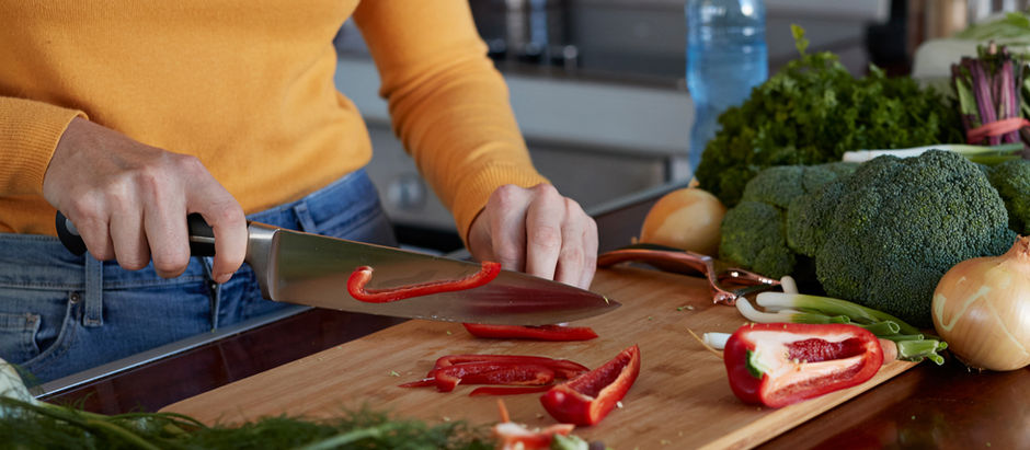 Crunch Time: Easy and Nutritious Snacks for Busy Lifestyles