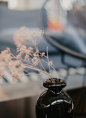 Black Flower Vase