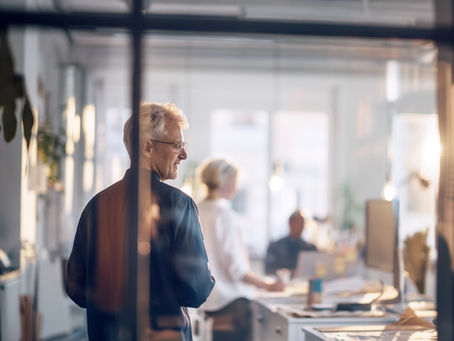 Blue Owl Capital artificial intelligence financing, private credit funding AI data centers, Wall Street role in AI infrastructure boom, Meta and Oracle data center financing, how private lenders are powering America’s AI growth