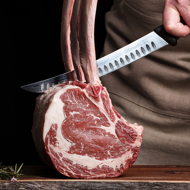 廚師準備肉類
