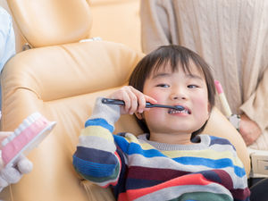Study: Japan Demonstrates Nice Teeth Can Be Achieved with Limited Fluoride