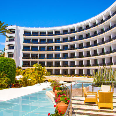 How Oafare Helps You Save Up to 60% on Hotels