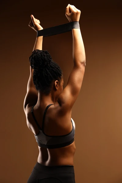 women's upper body workout in the gym