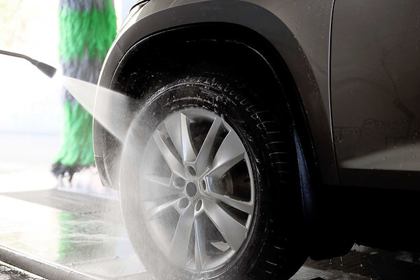 Cleaning Tire