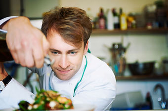 Chef qui cuisine