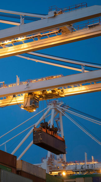 container-handling-sts