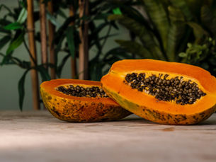 The Quintessential Guide to Exquisite Papaya and Carrot Pickle: