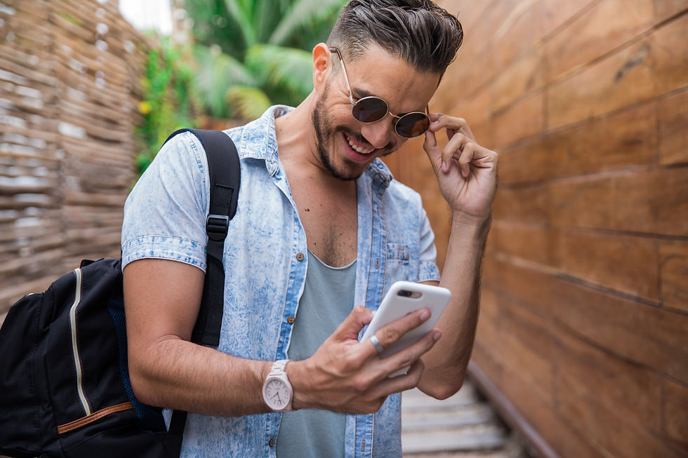 Consumidor disfrutanto de contenido online