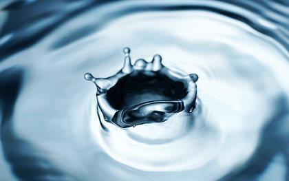水
