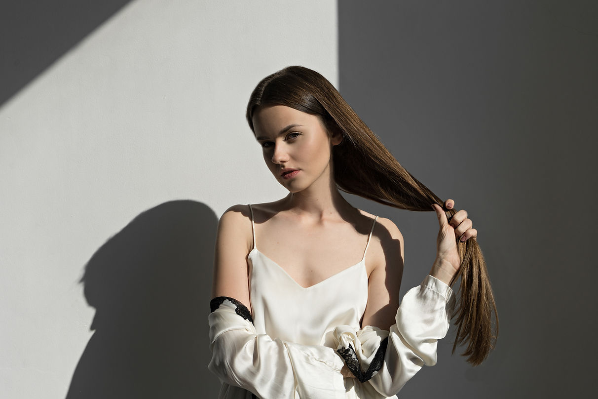 Longs cheveux bruns