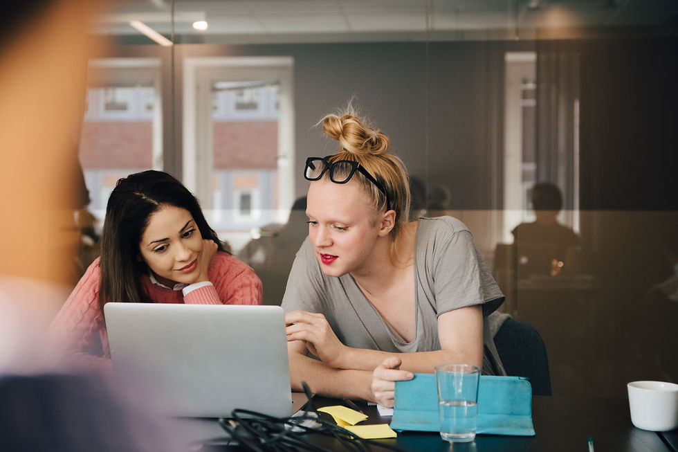 Frauen bei der Arbeit