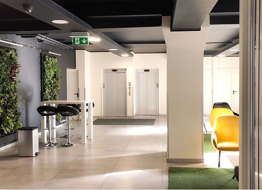 Pretty Lobby