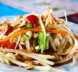 Thai spicy papaya salad