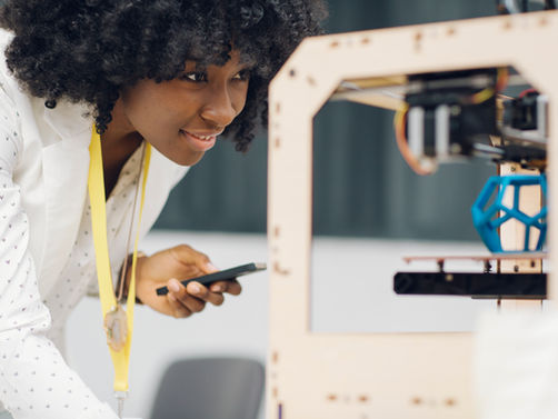 23 de Abril: Dia Internacional de las niñas en las TIC.